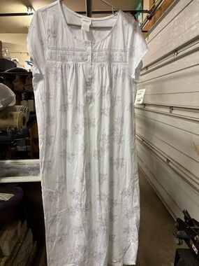 jcpenney White Nightgown with Light Purple Floral Print
